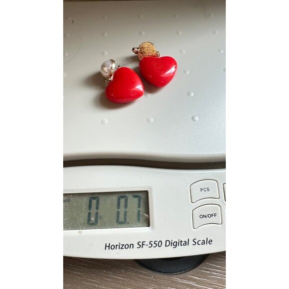 Faux Pearl Studs w/Enamel Luster Red Heart Corozon earrings Flirty party/formal - Picture 6 of 10